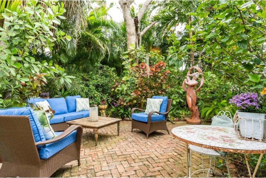 Hotel Chateau Gardens Lake Worth Beach Exterior foto